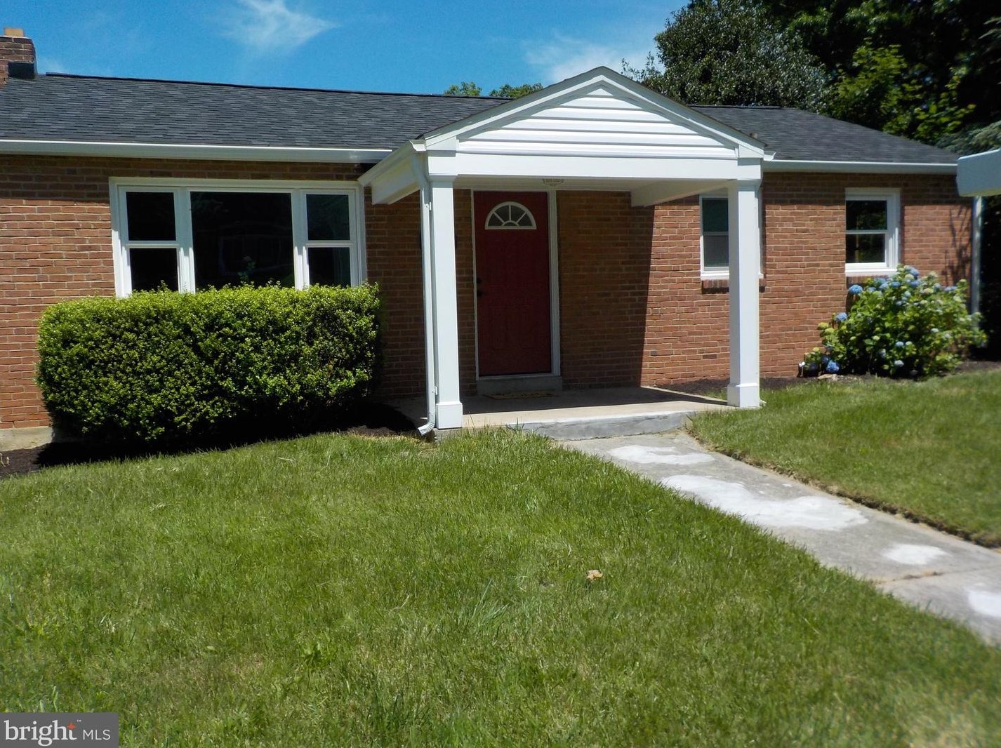 400 Fishburn St, Harrisburg, PA 17109-3809