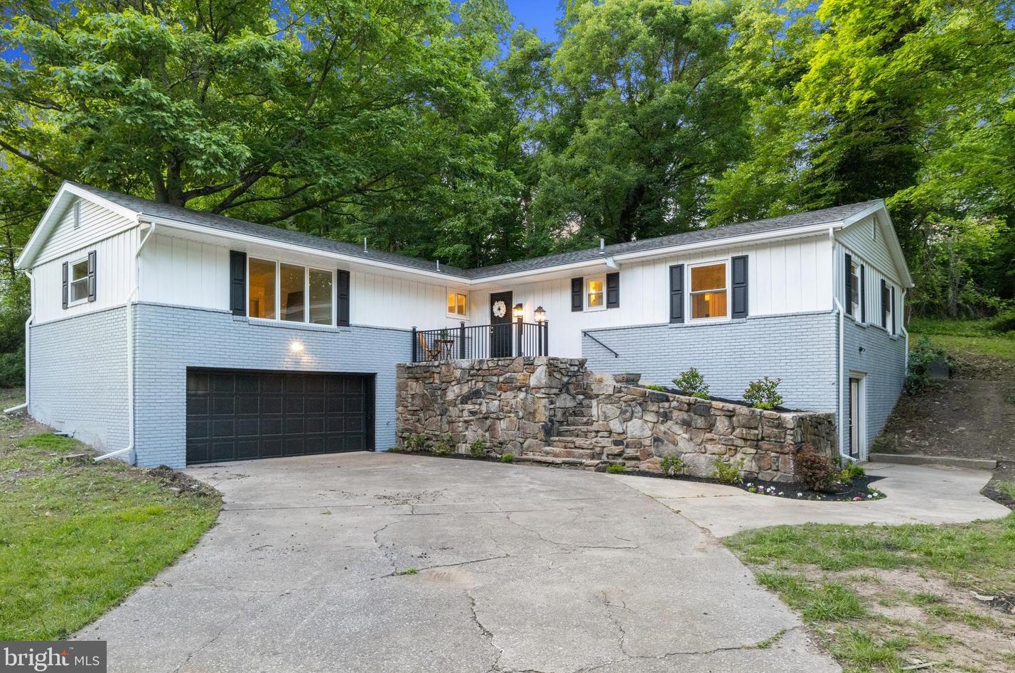 4501 Terrace Pl, Harrisburg, PA 17110-2846
