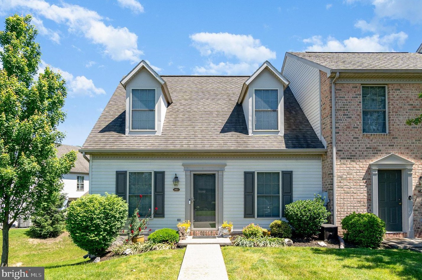 301 Saddle Ridge Ct, Harrisburg, PA 17110
