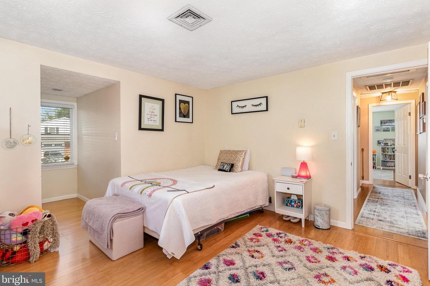 5727 Meadowbrook Dr, Harrisburg PA  17112-3138 exterior