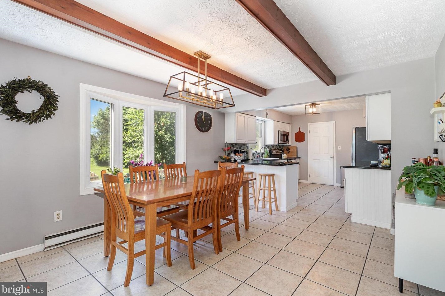 5727 Meadowbrook Dr, Harrisburg PA  17112-3138 exterior