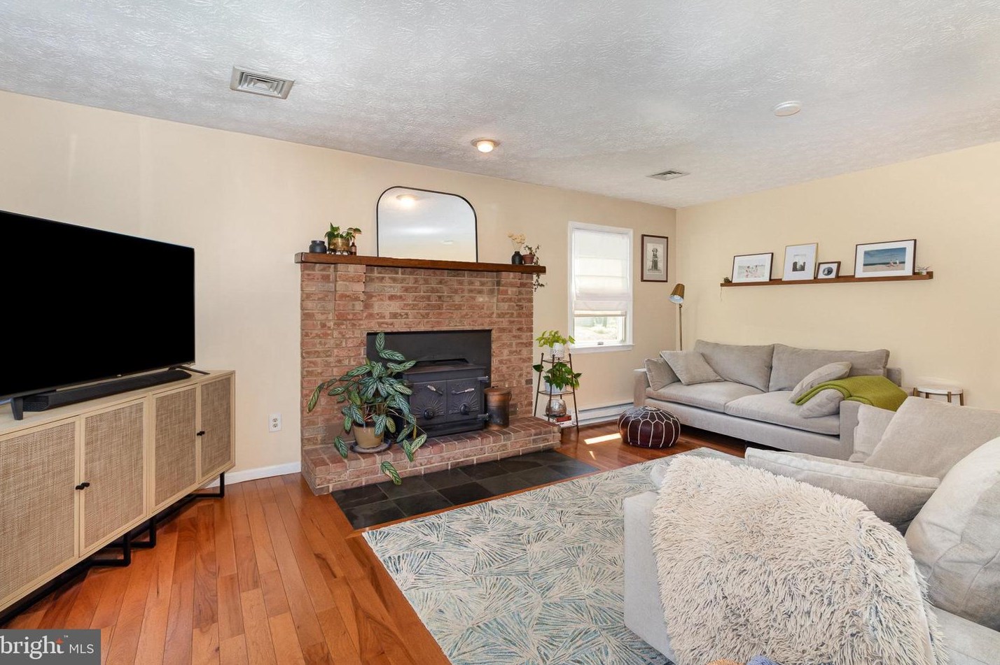 5727 Meadowbrook Dr, Harrisburg PA  17112-3138 exterior