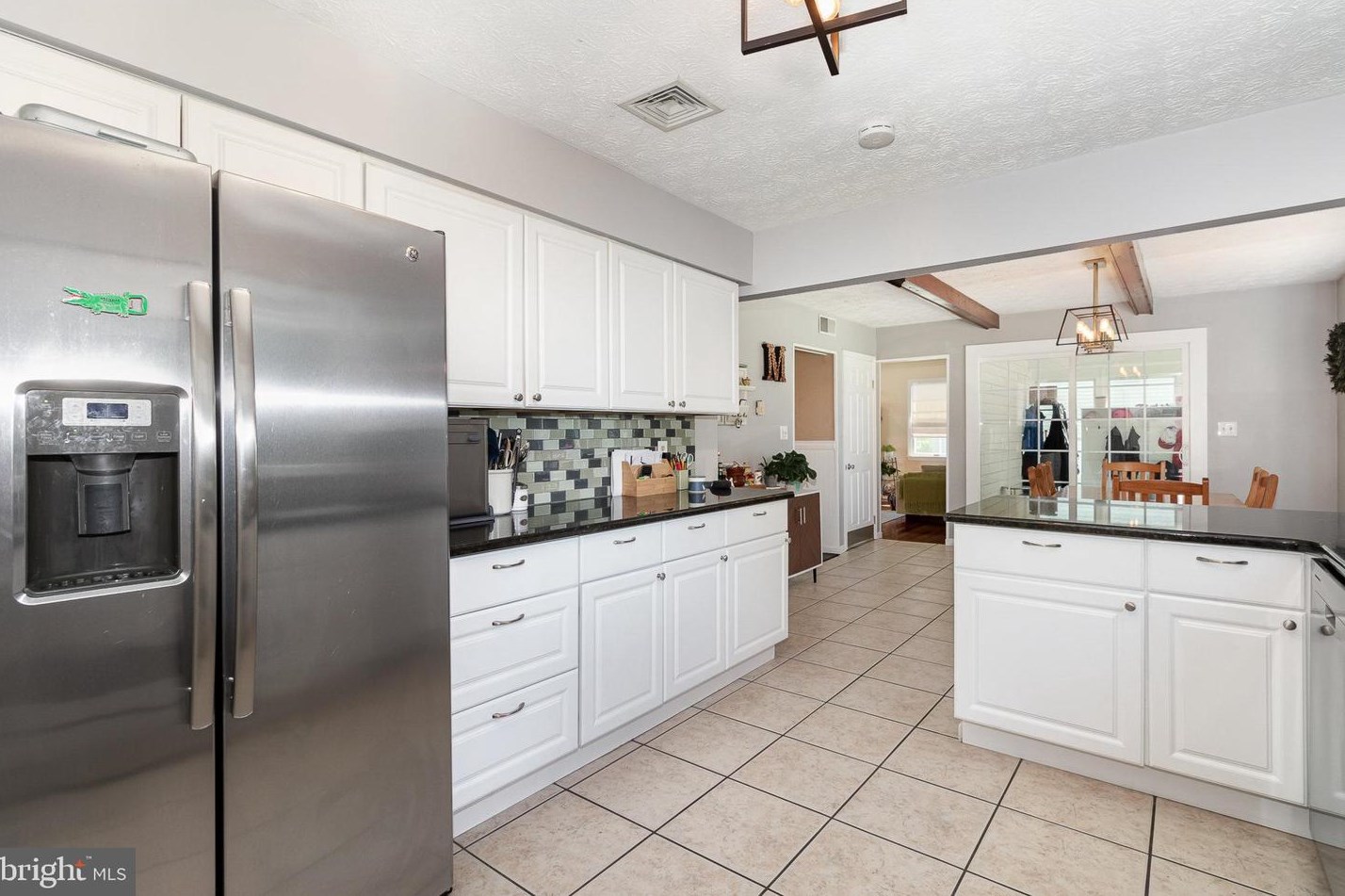 5727 Meadowbrook Dr, Harrisburg PA  17112-3138 exterior