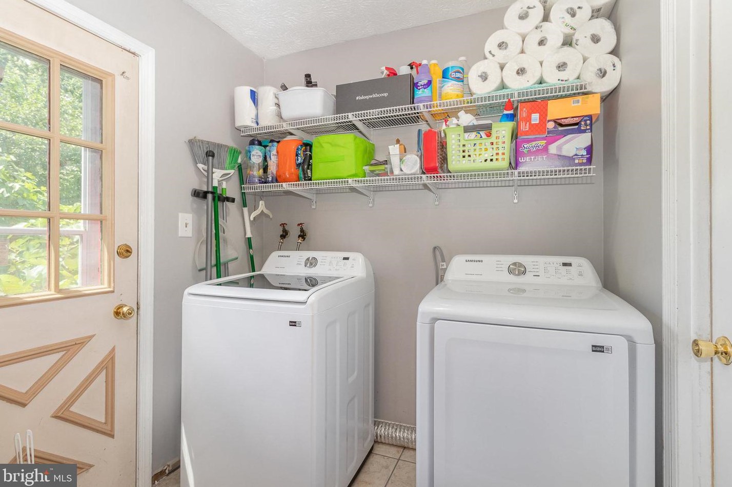 5727 Meadowbrook Dr, Harrisburg PA  17112-3138 exterior