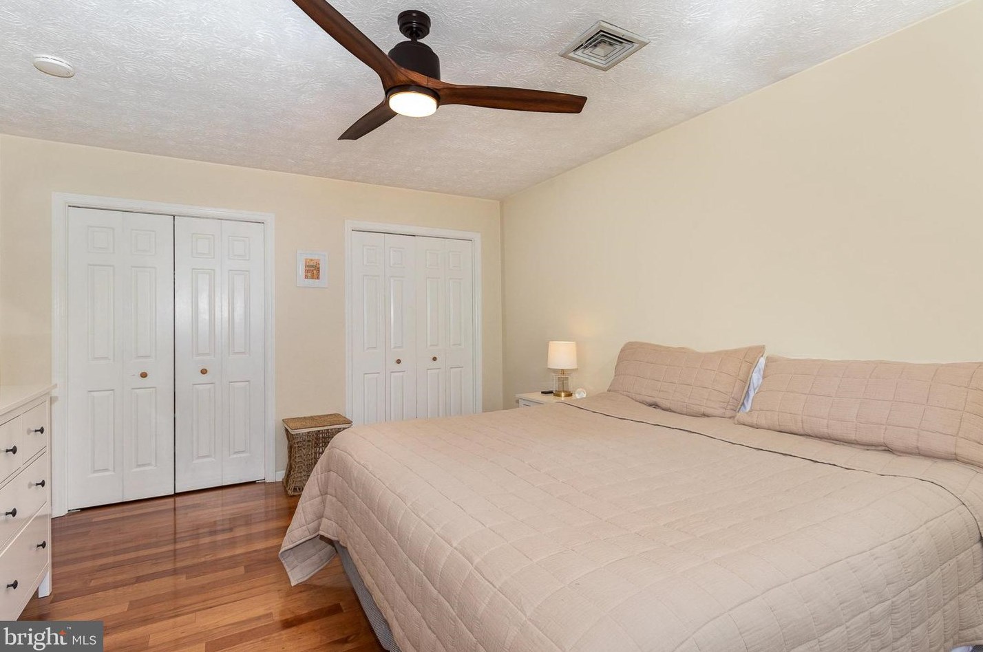 5727 Meadowbrook Dr, Harrisburg PA  17112-3138 exterior