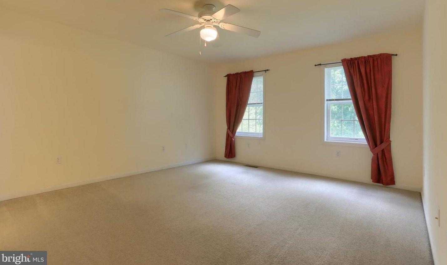 486 Princeton Rd, Harrisburg PA  17111-3561 exterior