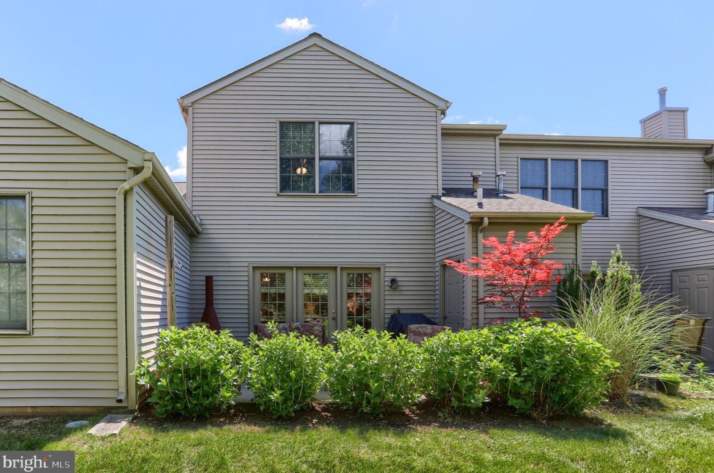 1908 Limestone Dr, Hummelstown PA 17036-7020 exterior