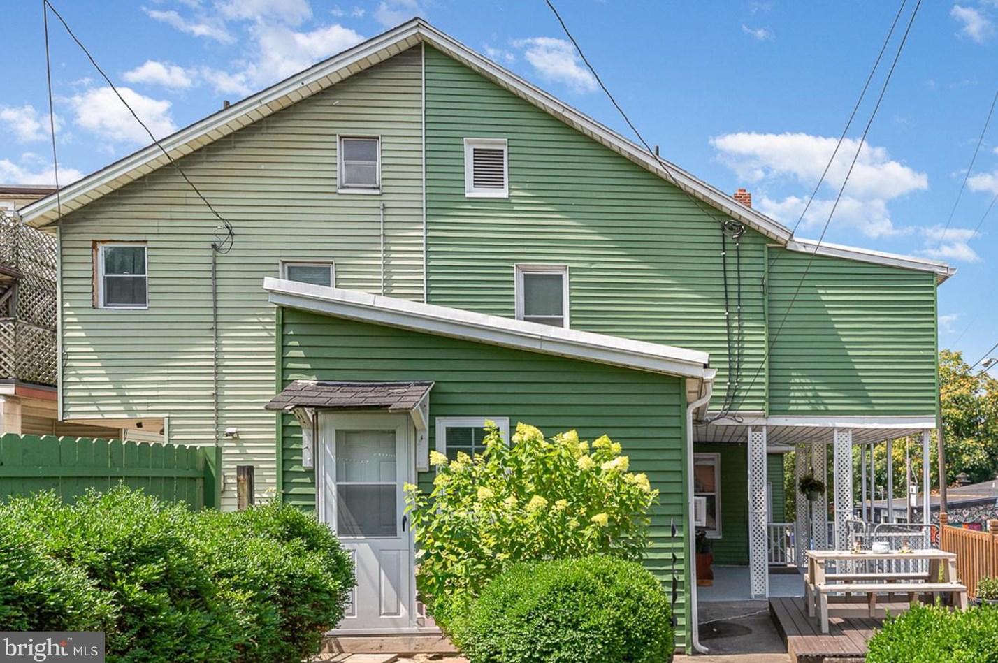 325 S Front St, Harrisburg, PA 17113