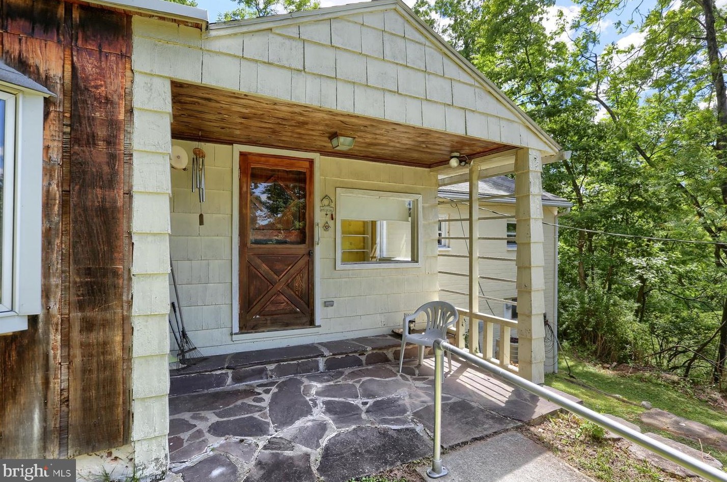 1620 Clarks Valley Rd, Water Gap, PA 17018-9017