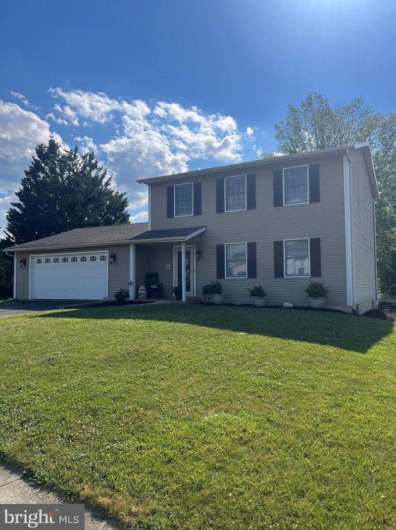 1766 Wellington Dr, Hbg Inter Airp, PA 17057