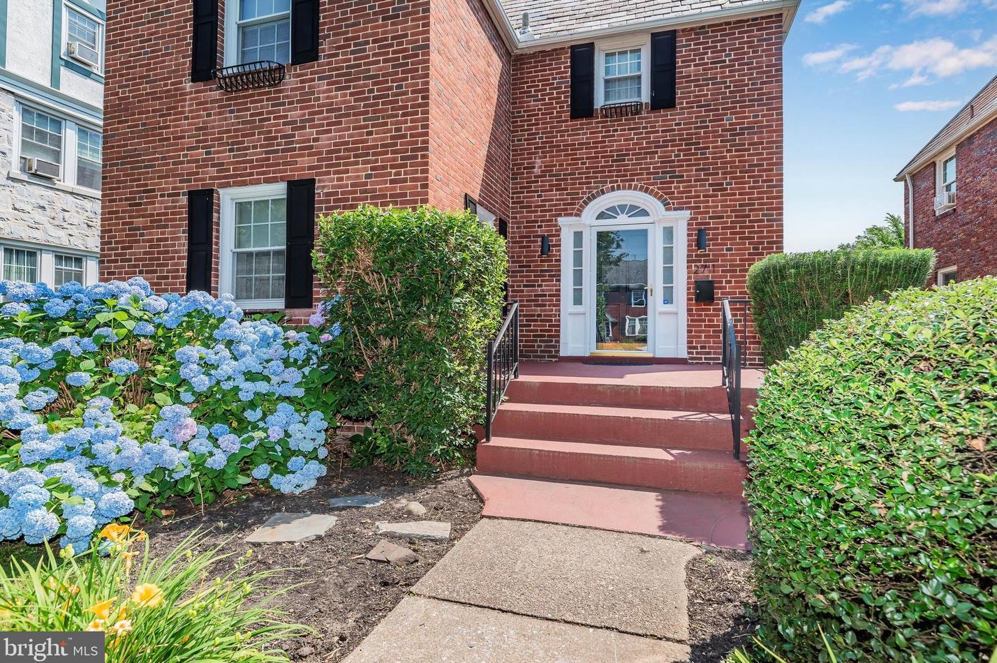 2711 N 2nd St, Harrisburg, PA 17110