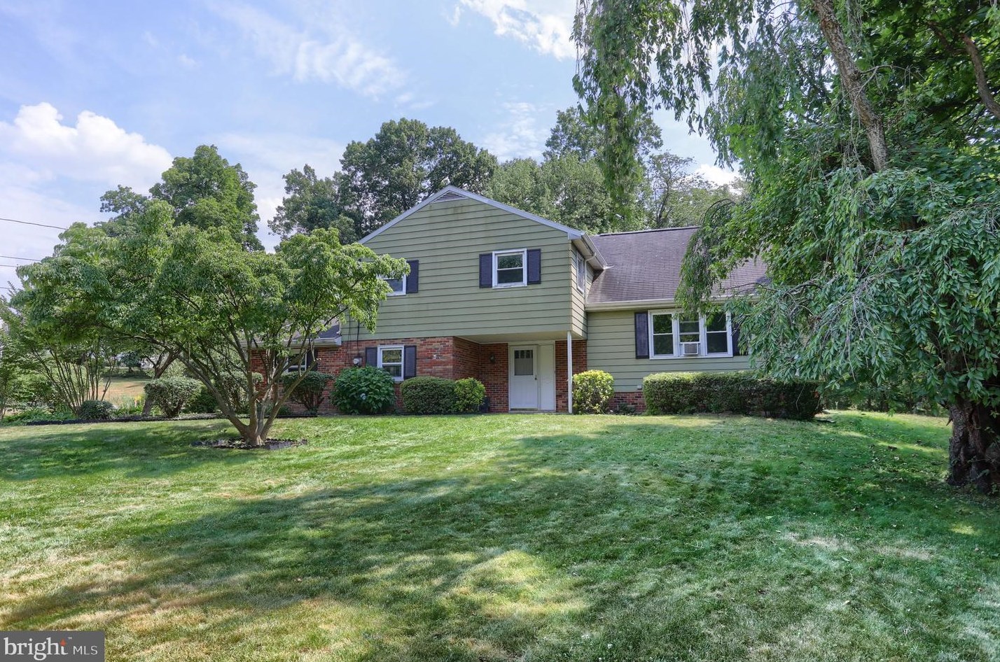 218 S Fairville Ave, Harrisburg, PA 17112