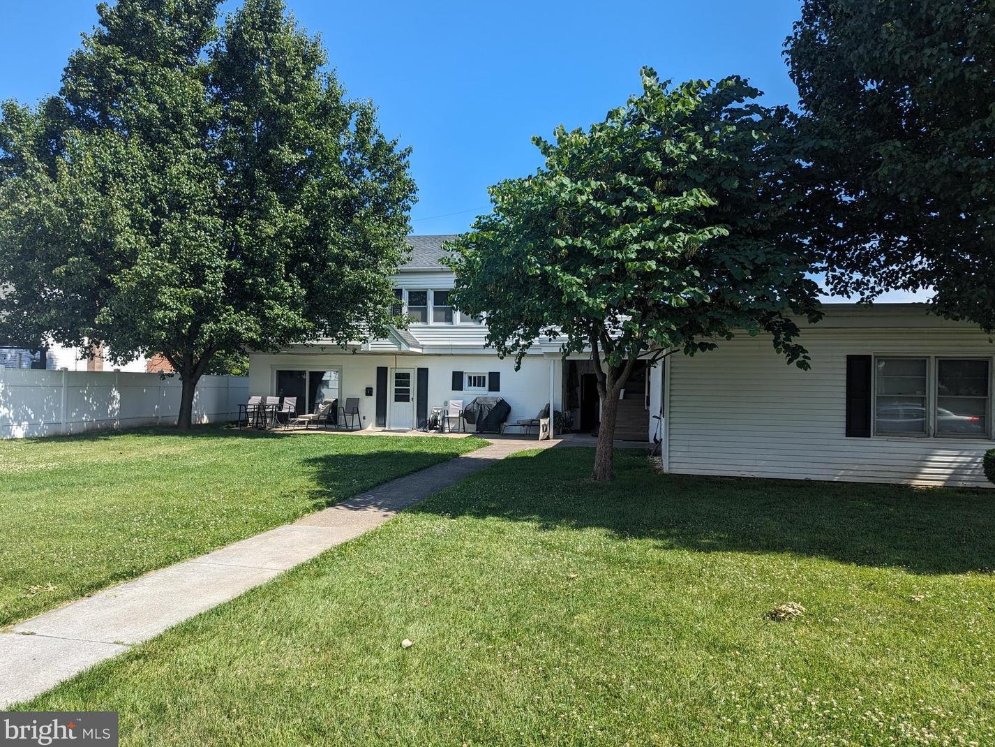 507 Linden St, Hbg Inter Airp, PA 17057