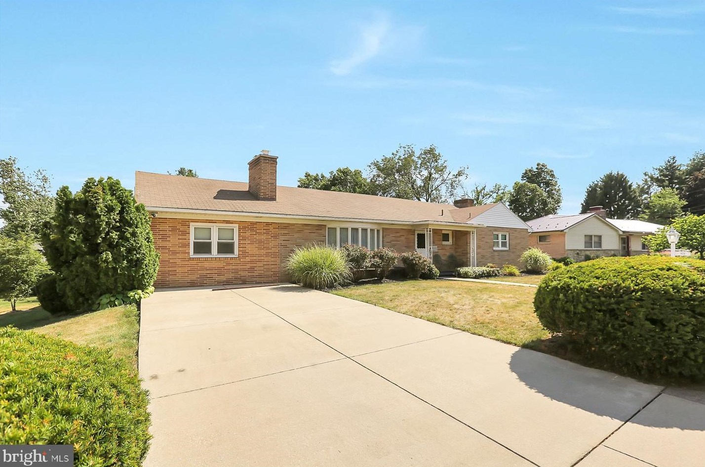 633 Redwood St, Harrisburg, PA 17109