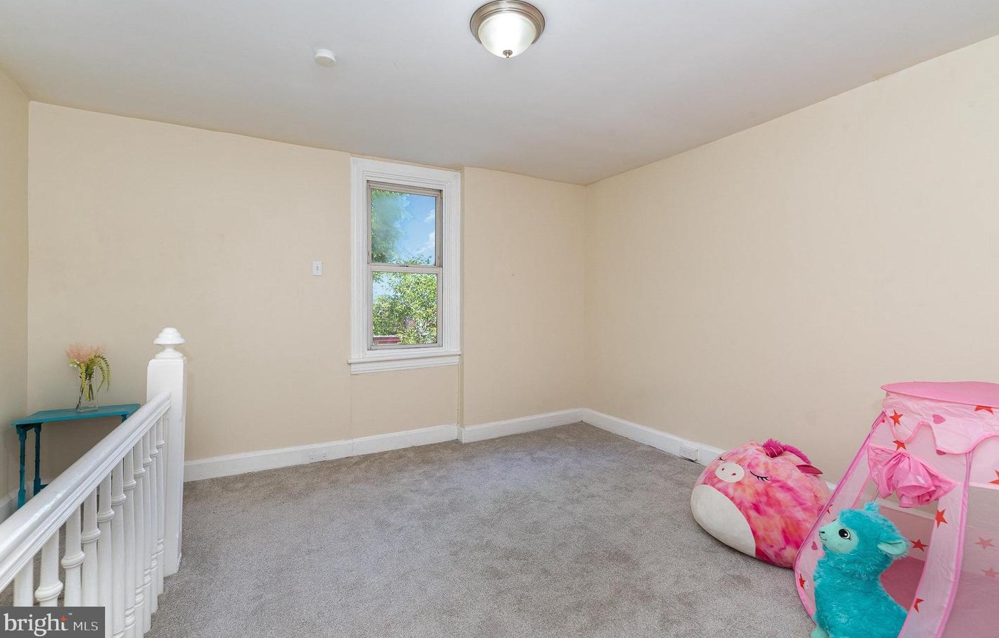652 Emerald St, Harrisburg PA  17110-2432 exterior