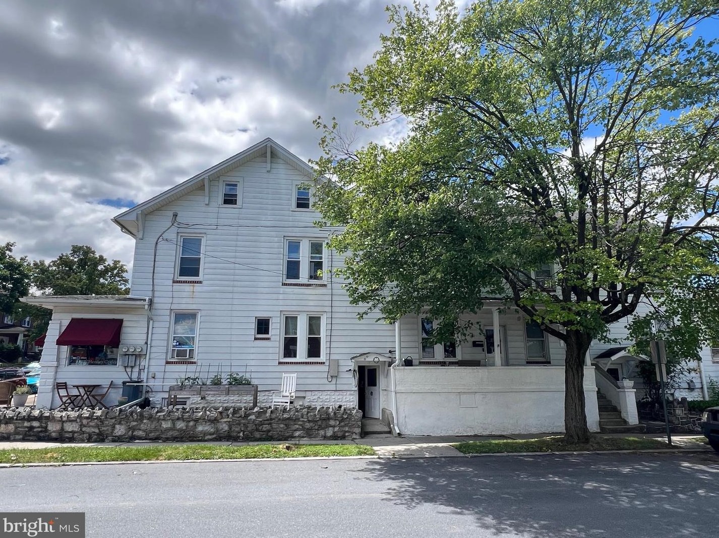 101 Granada Ave, Swatara, PA 17033-1581
