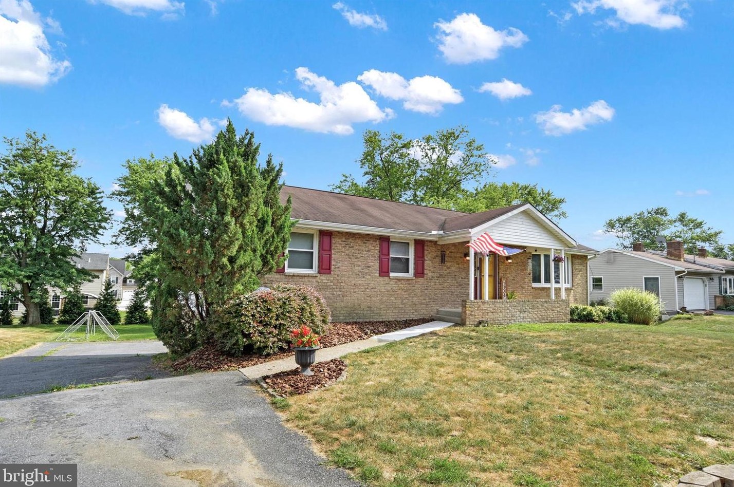 5935 Devonshire Heights Rd, Harrisburg, PA 17112-3121