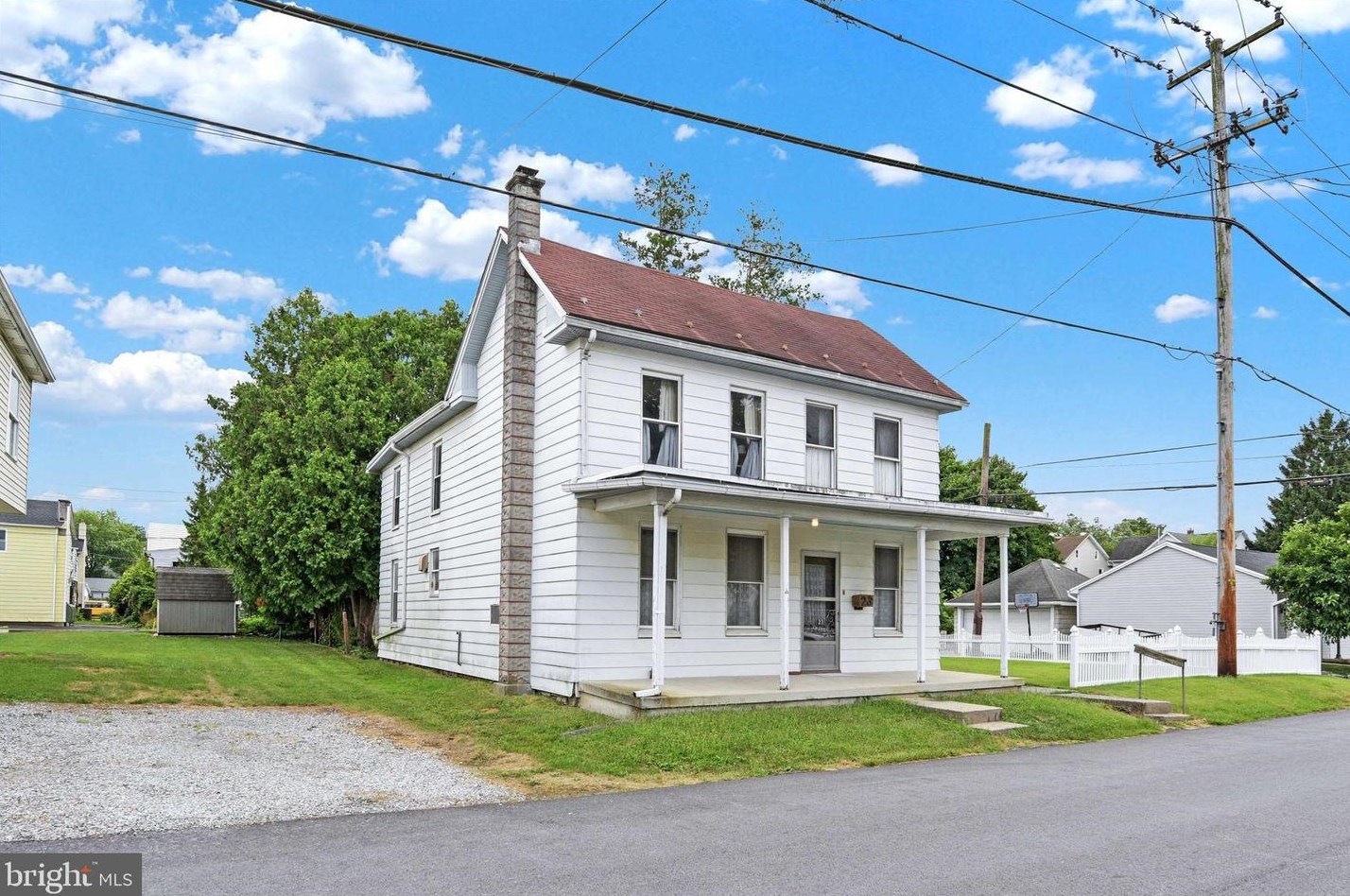 23 N Walnut St, Hummelstown, PA 17036