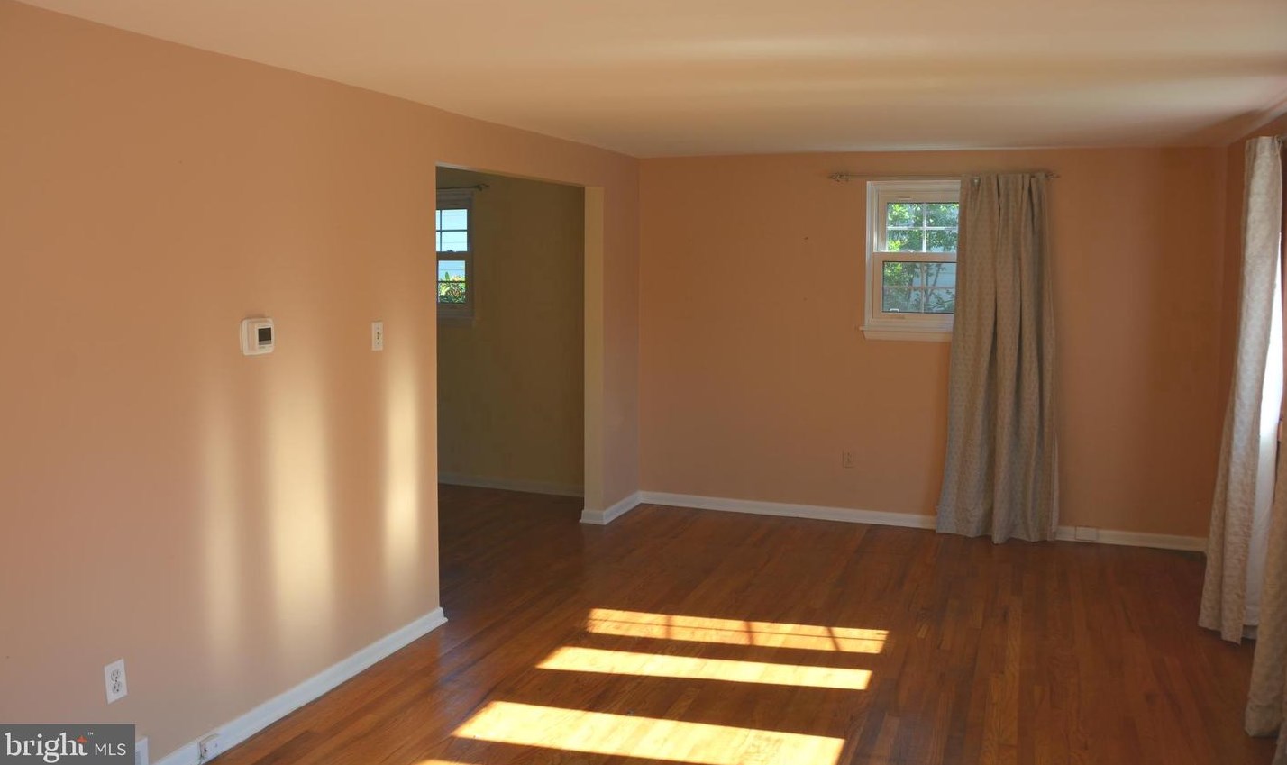 1420 Marene Dr, Harrisburg, PA 17109