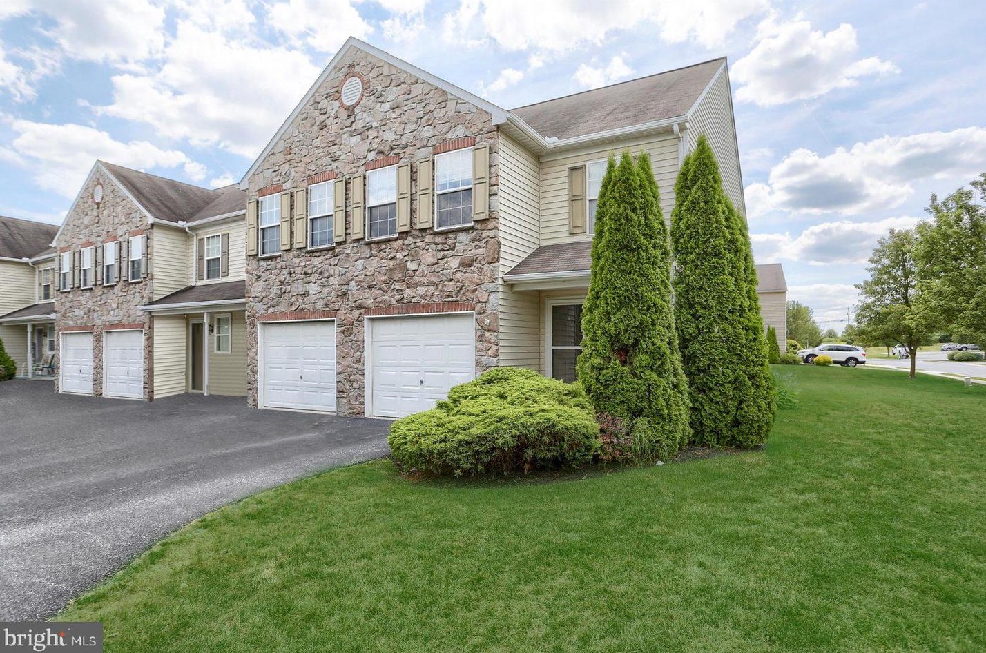 200 Bradford Blvd, Harrisburg, PA 17112