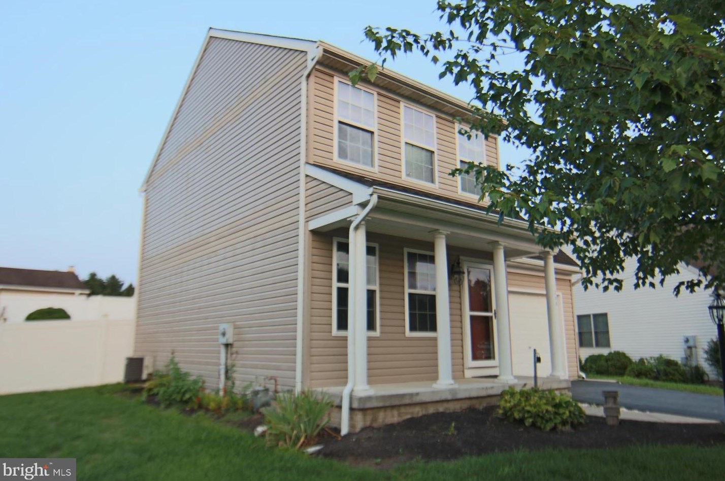 208 Adobe Drive, Hbg Inter Airp, PA 17057