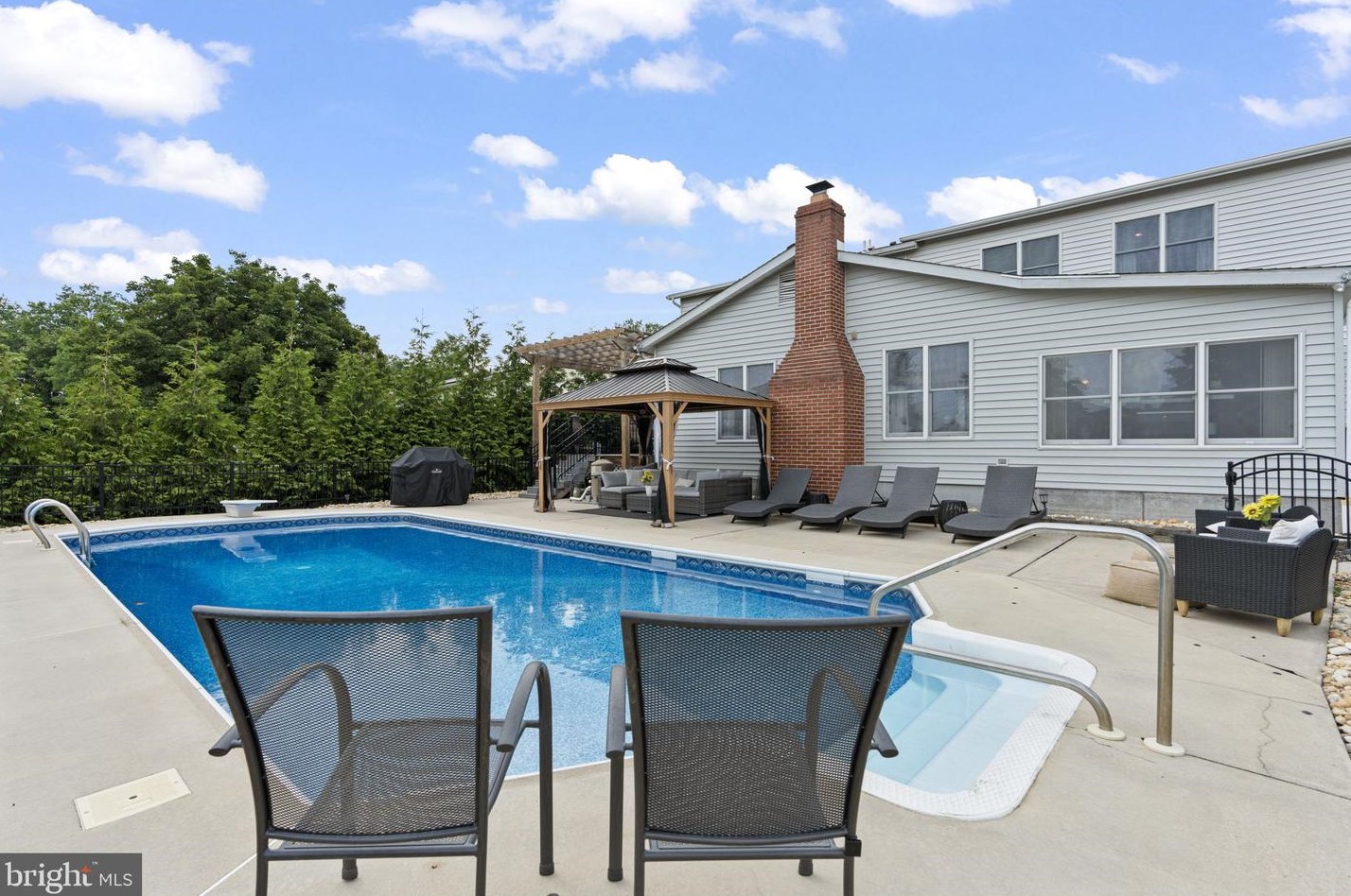 6239 Warren Ave, Harrisburg, PA 17112