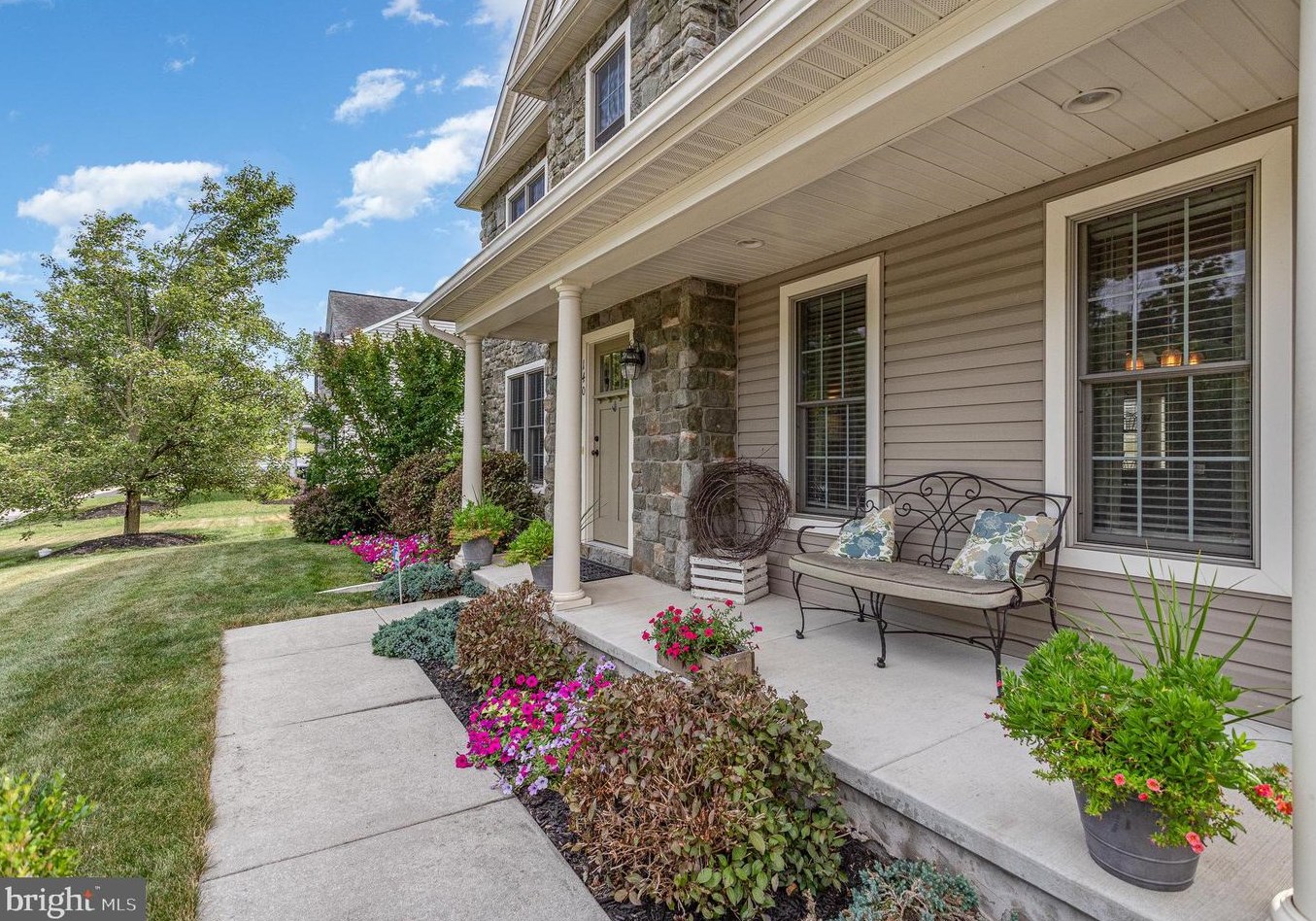 140 Whippoorwill Ln, Hummelstown, PA 17036