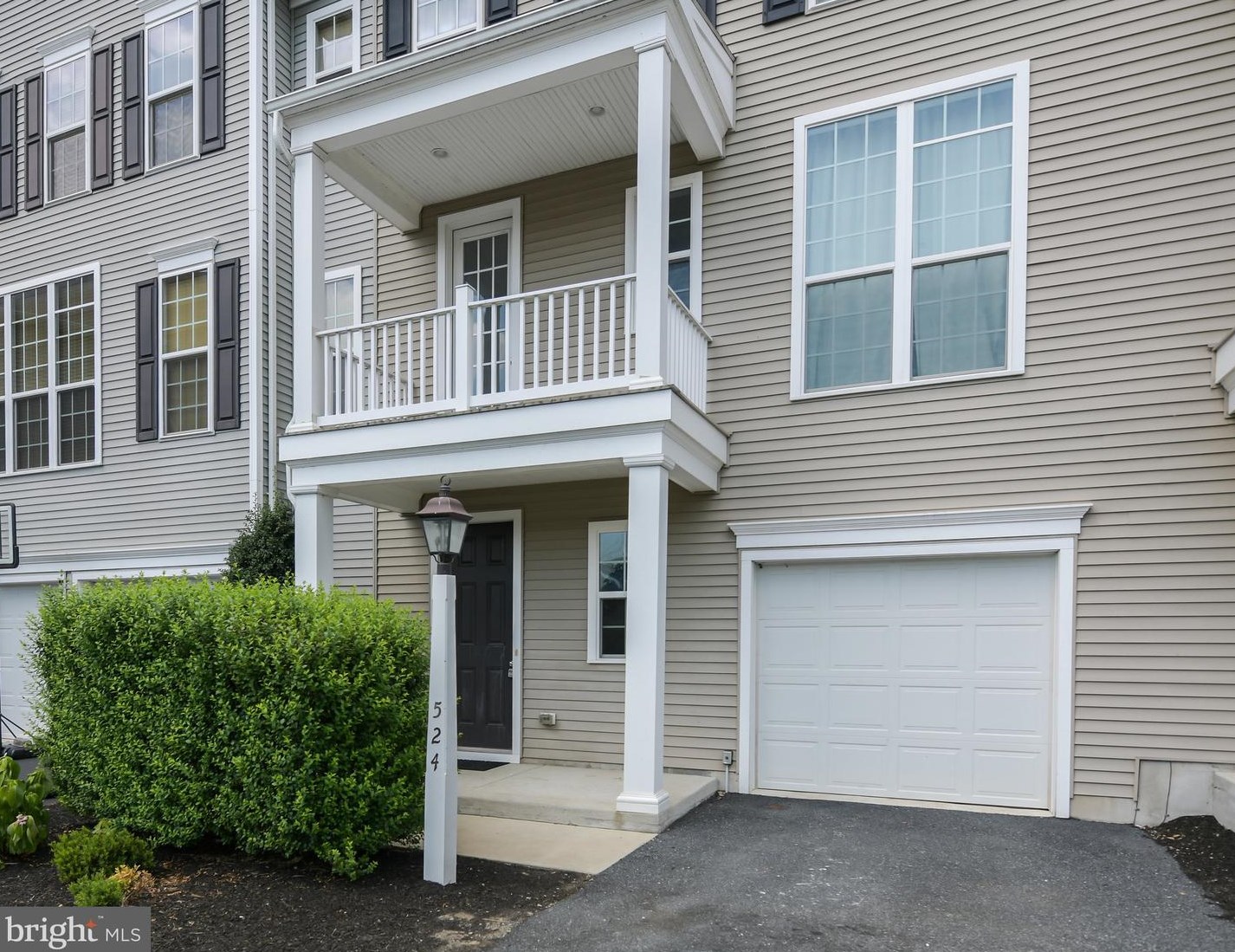 524 Rayburn Ct, Hummelstown, PA 17036