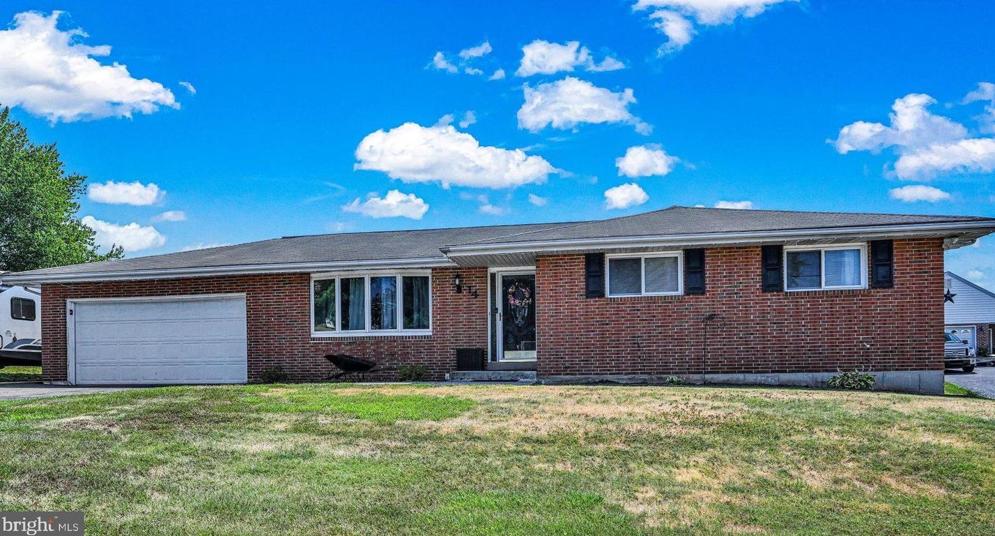 14 Riverview Dr, Hbg Inter Airp, PA 17057