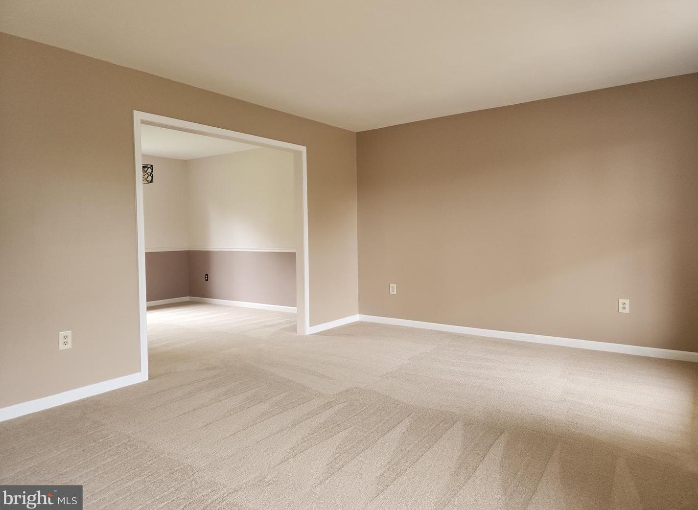 6422 Taunton Rd, Harrisburg, PA 17111