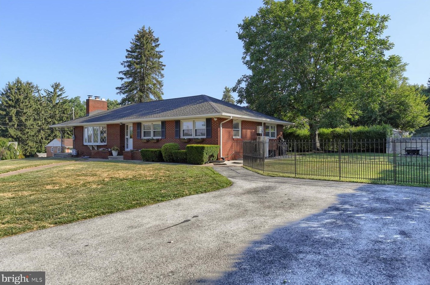 500 Walnut Rd, Harrisburg, PA 17113