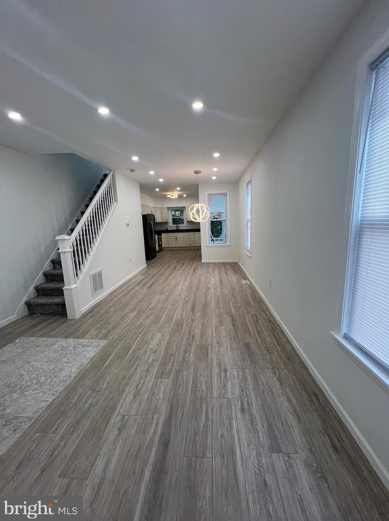 2115 Brookwood St, Harrisburg, PA 17104