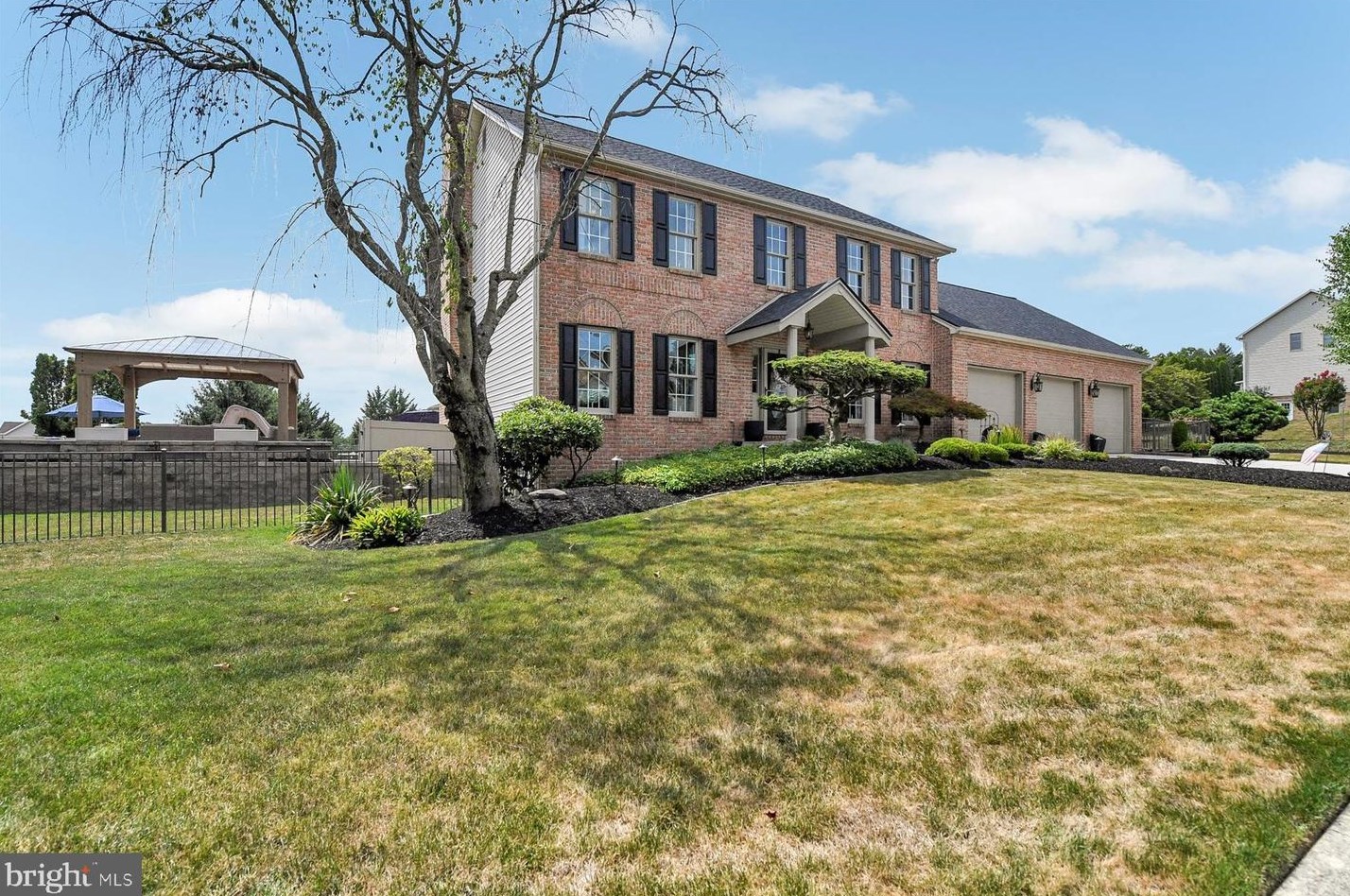 4996 Saddlebrook Dr, Harrisburg, PA 17112