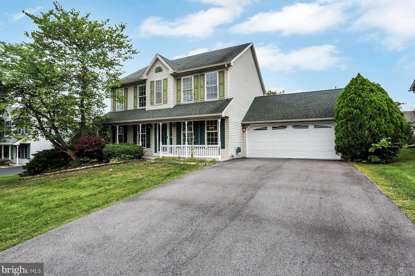 2212 Aspen Way, Harrisburg, PA 17110