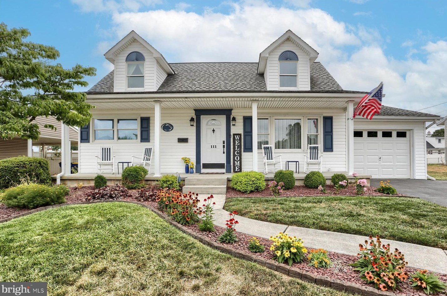 111 Shirley Dr, Hbg Inter Airp, PA 17057
