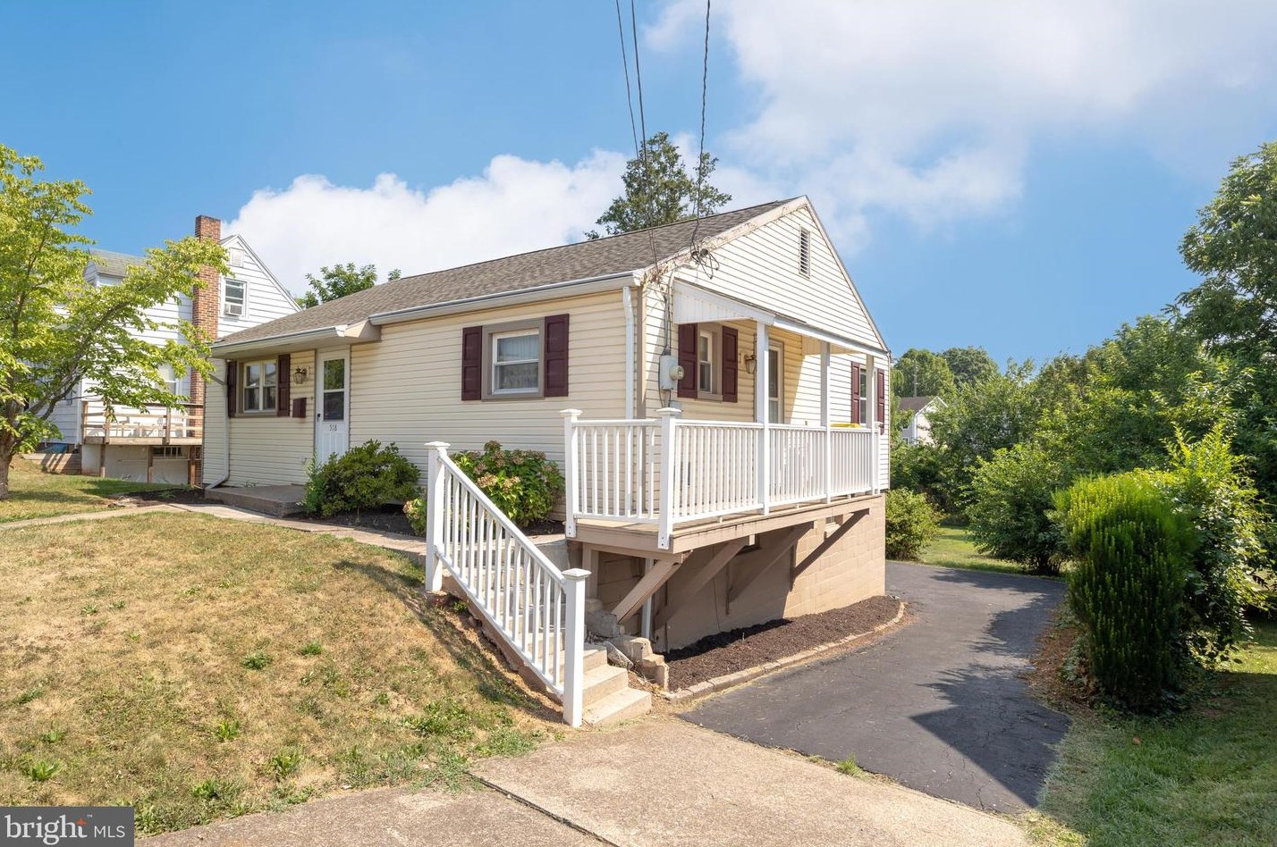 518 Spruce St, Hbg Inter Airp, PA 17057