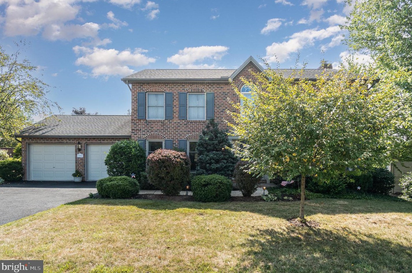 2085 Fairway Ln, Harrisburg, PA 17112