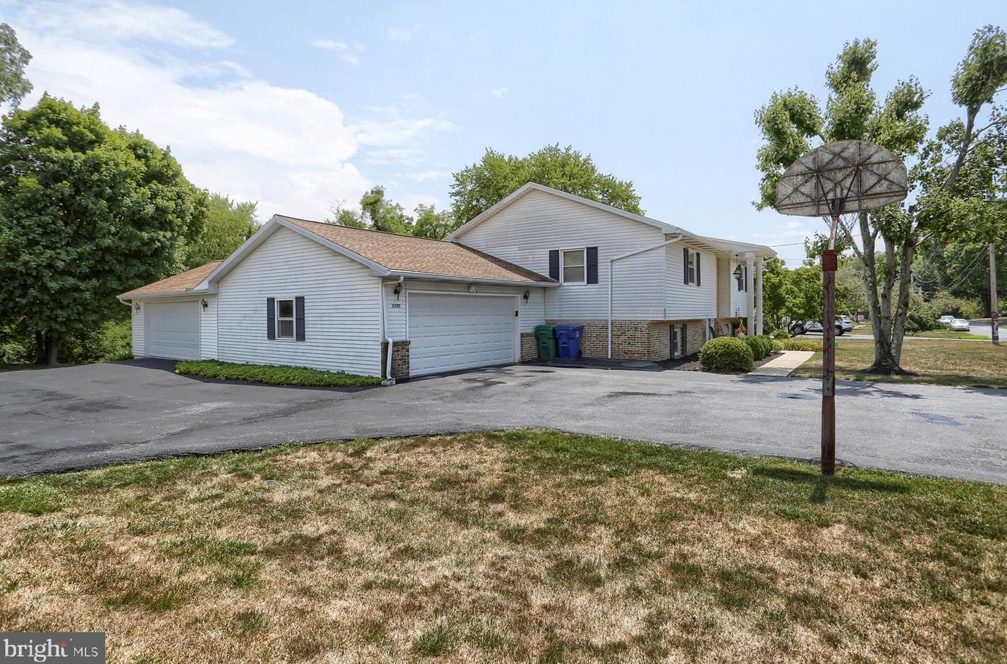1171 Green Tree Rd, Harrisburg, PA 17112
