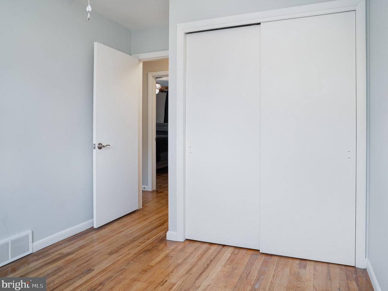 1502 Kay St, Harrisburg PA  17109-5620 exterior