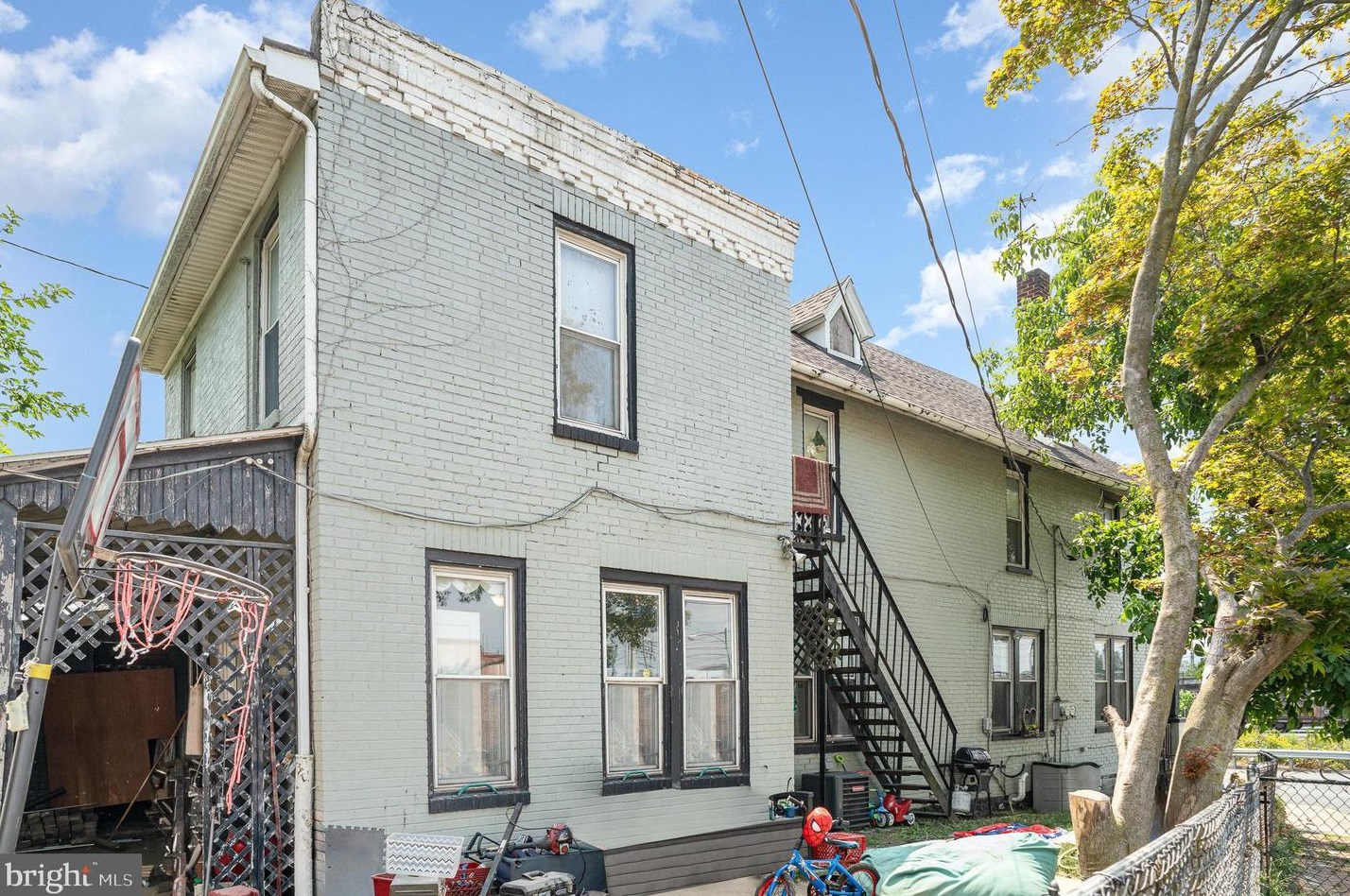 503 S Front St, Harrisburg, PA 17113