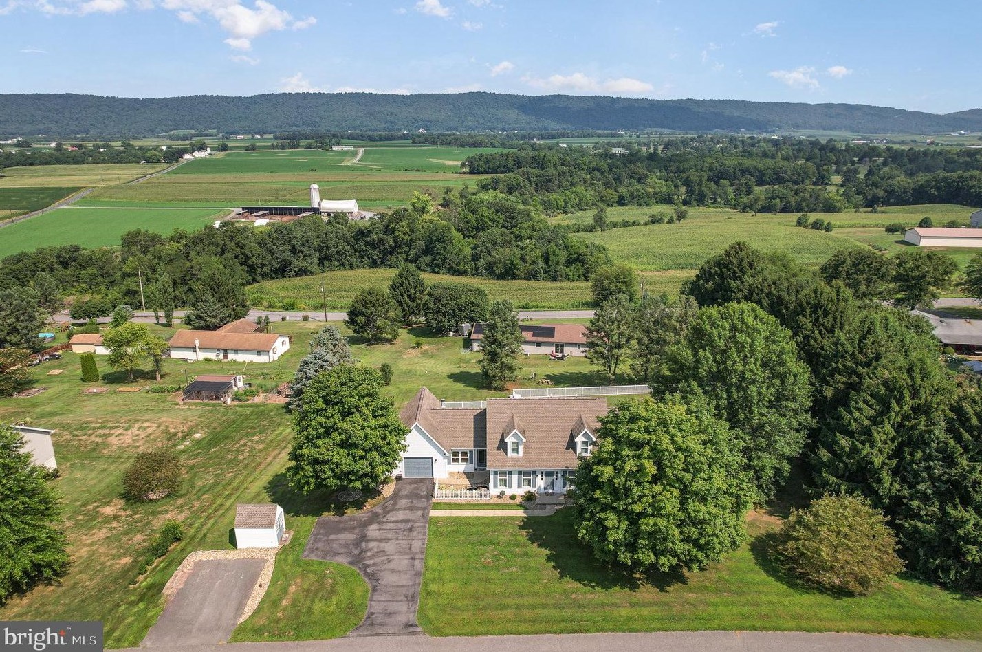 207 Marks Rd, Lenkerville, PA 17061