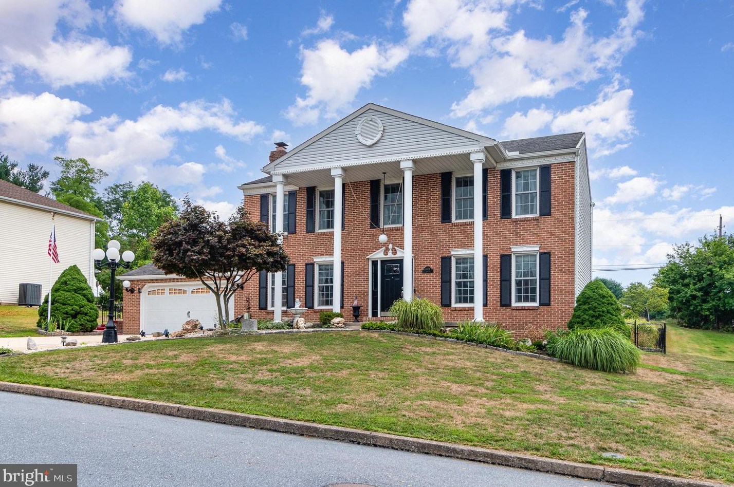 3851 Dora Dr, Harrisburg, PA 17110