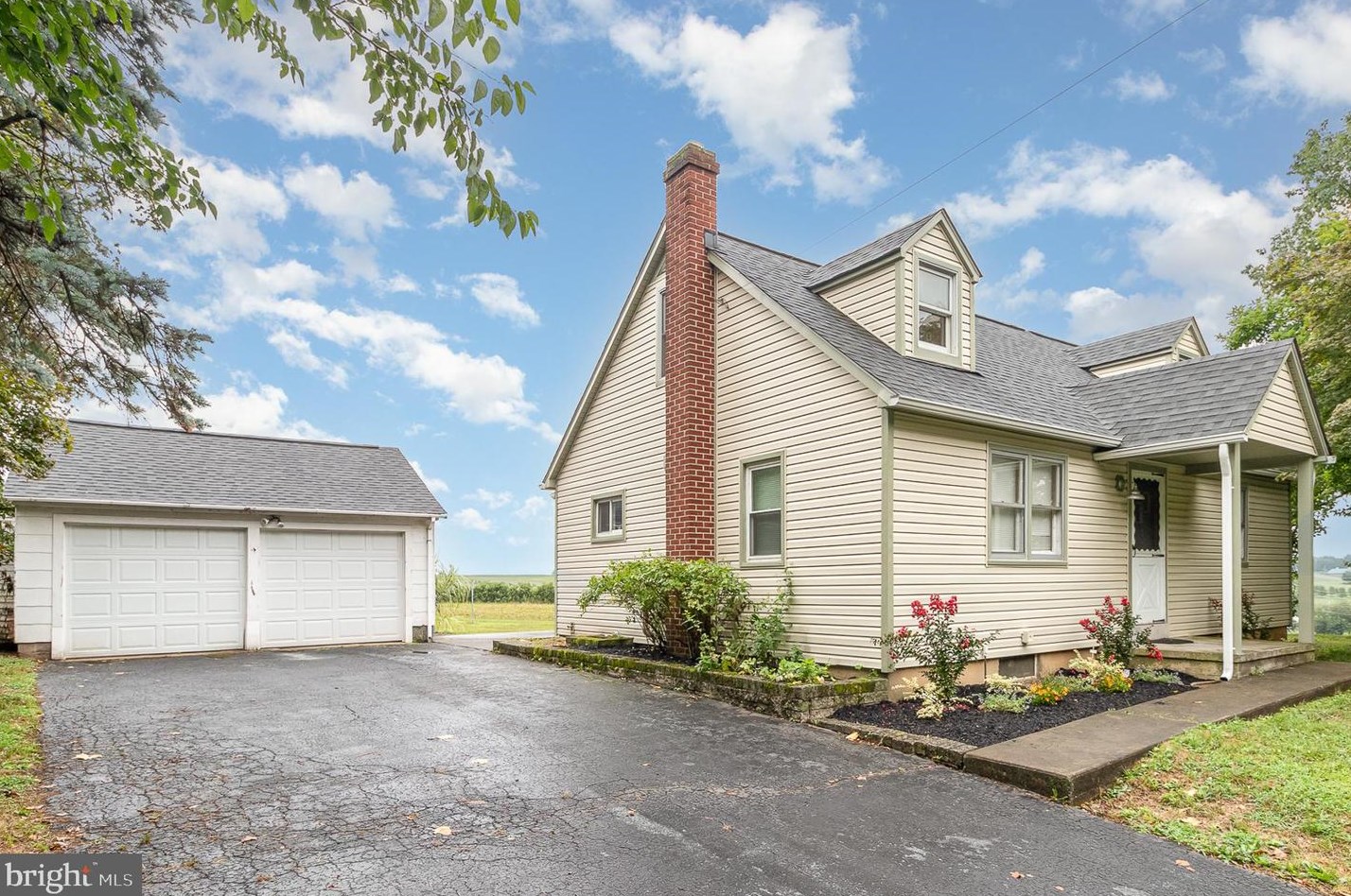 730 Cockley Rd, Harrisburg, PA 17111