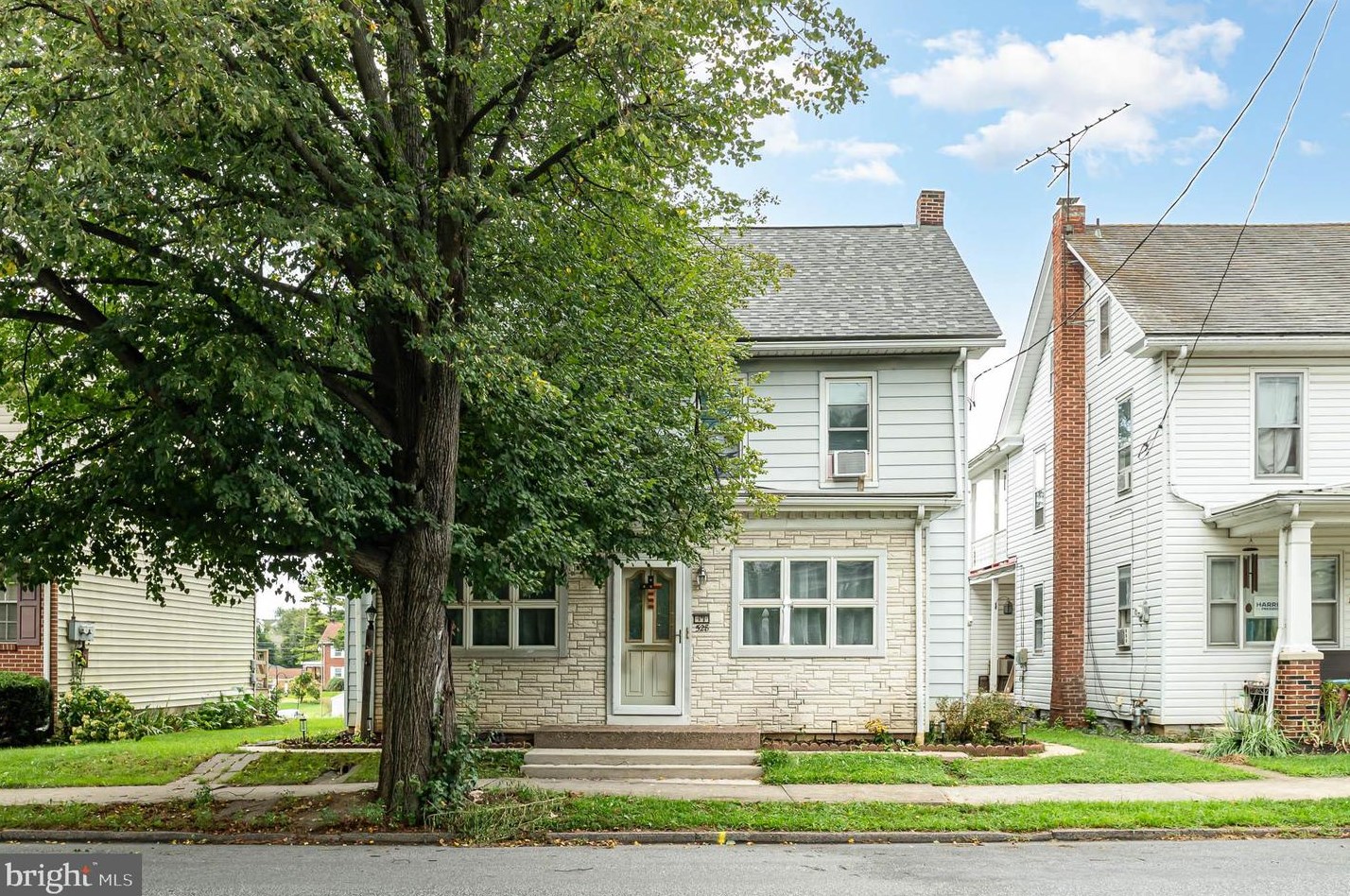 528 &amp 530 W Main St, Hummelstown, PA 17036