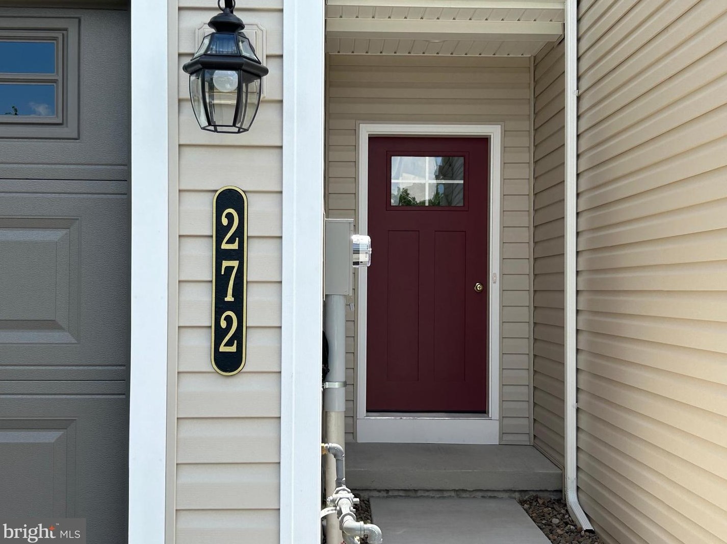 102 Magnolia Dr, Hbg Inter Airp, PA 17057