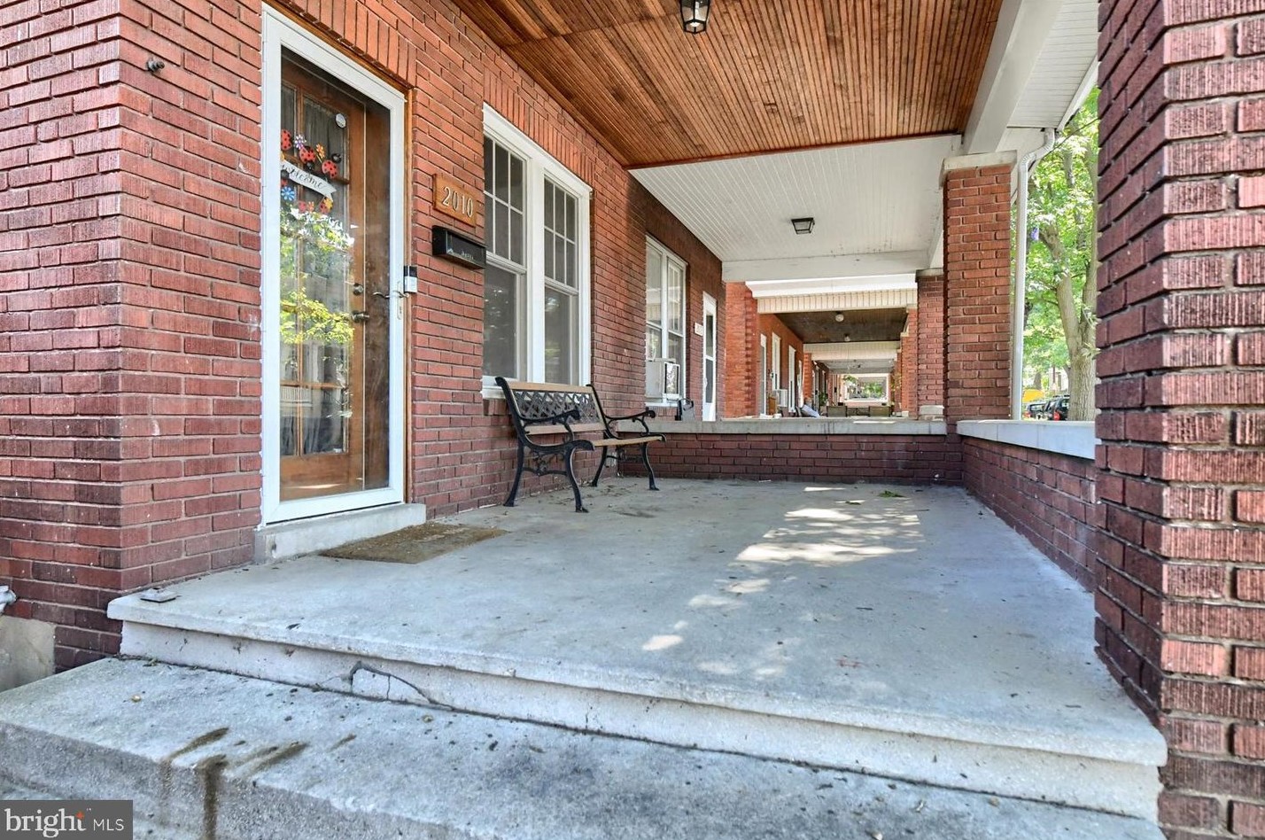 2010 Chestnut St, Harrisburg, PA 17104