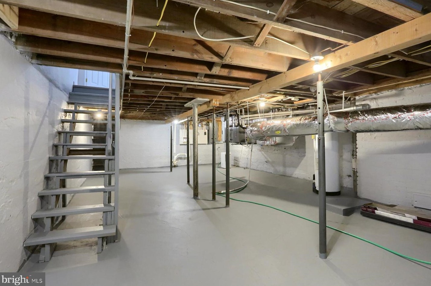 2305 Penn St, Harrisburg PA  17110-1046 exterior