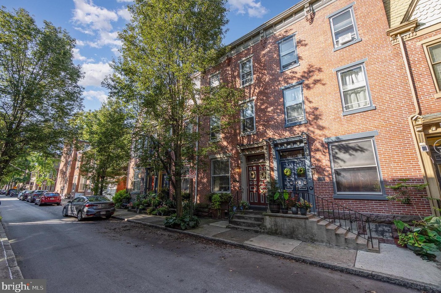 1706 Penn St, Harrisburg, PA 17102