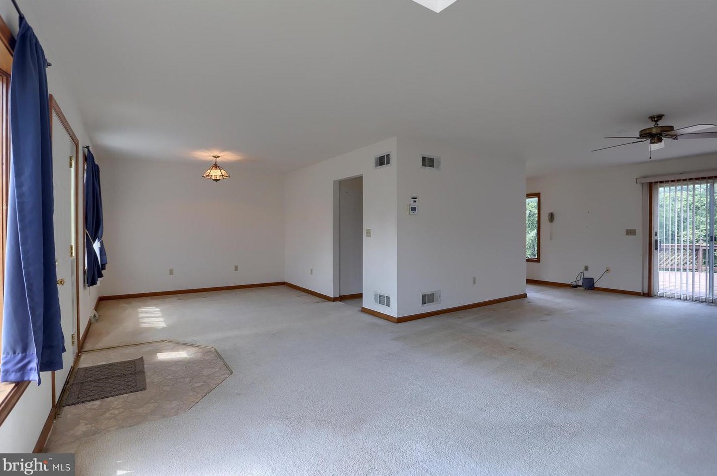 1411 Candlewycke Dr, Hbg Inter Airp, PA 17057