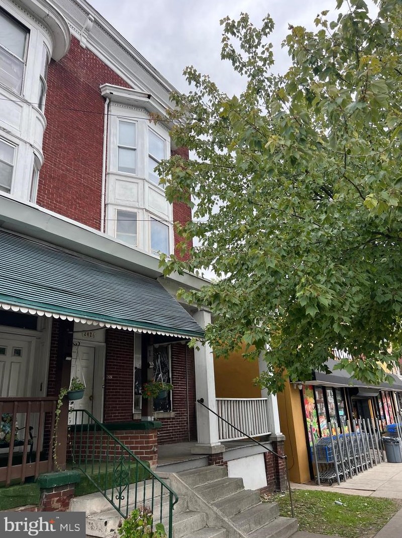 2426 N 6th St, Harrisburg, PA 17110